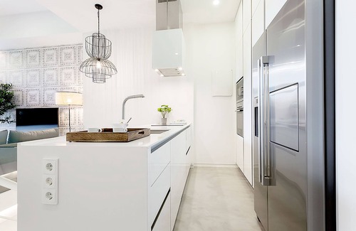 Jeronimos Apartamento | Modern 2 BD duplex in front of Atocha station. Atocha II
