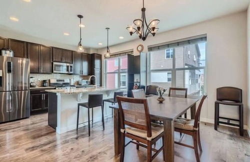 Broomfield Casa | Modern 2 BDR Townhome in Broomfield