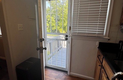 Hillcrest Heights Casa | Modern 2-bdrm, 1 full bath townhome with WiFi and Smart TV’s in Temple Hills, MD