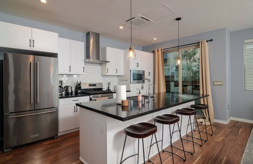Land Park Casa | Modern 2 bed/ 2.5 bath home with functional with a dedicated work space.