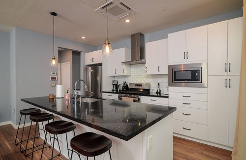 Land Park Casa | Modern 2 bed/ 2.5 bath home with functional with a dedicated work space.
