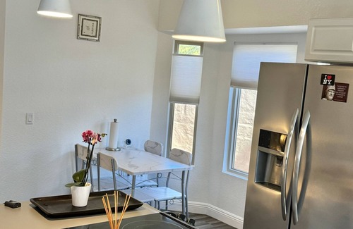 Tucson Casa | Modern 2 bed/2bath house off Orange Grove & I-10 with Alarm/Wifi/PETS welcome