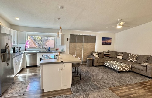 Tucson Casa | Modern 2 bed/2bath house off Orange Grove & I-10 with Alarm/Wifi/PETS welcome