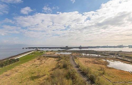 Newhaven Apartamento | Modern 2 bed apartment with stunning seaside view