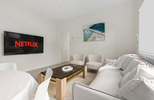 Bondi Apartamento | Modern 2-Bed Apartment with Parking near Bondi Beach