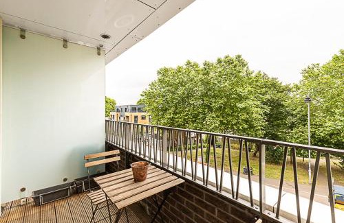 Lea Bridge Apartamento | Modern 2-Bed Flat with Terraces in Leyton
