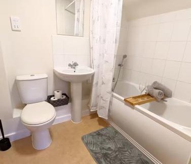 Ipswich Apartamento | Modern 2-Bed in Ipswich - Free Parking & Fast WiFi