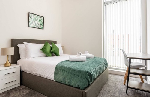 Rotherham Apartamento | Modern 2 Bed Riverside Apartment with Balcony