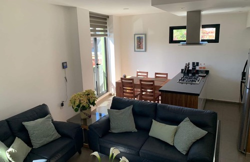 Santa María Apartamento | Modern 2 bedroom apartment, a short walk from downtown.