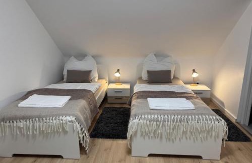 Bad Bocklet Apartamento | Modern 2 bedroom apartment with balcony