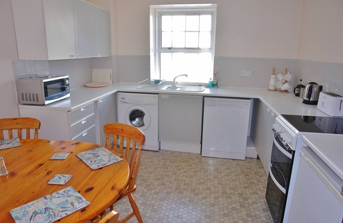Old Town Hastings Apartamento | Apartamento moderno de 2 dormitorios en el corazón del casco histórico de Hastings