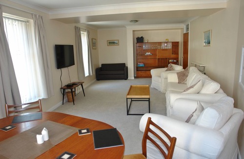 Old Town Hastings Apartamento | Apartamento moderno de 2 dormitorios en el corazón del casco histórico de Hastings
