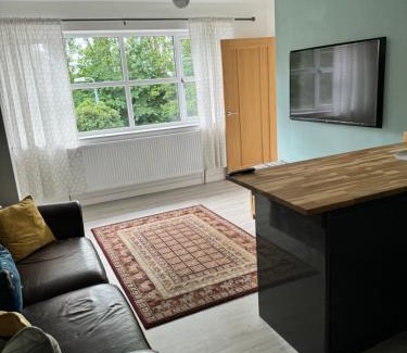 Frodsham Apartamento | Modern 2 bedroom Apartment