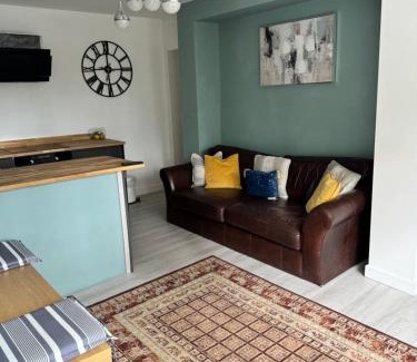 Frodsham Apartamento | Modern 2 bedroom Apartment