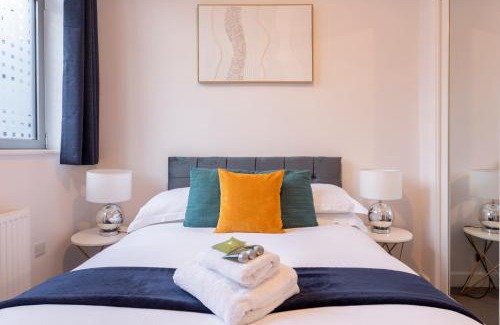 Redhill Apartamento | Modern 2- Bedroom Apartment in Central Redhill!
