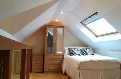 Uplands Apartamento | Modern, 2 Bedroom Apartment with Sofa Bed, Uplands, Swansea