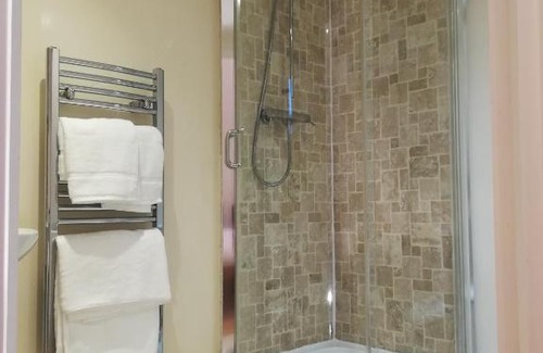 Uplands Apartamento | Modern, 2 Bedroom Apartment with Sofa Bed, Uplands, Swansea