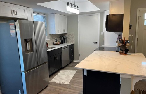 Taylor Casa | Modern 2-bedroom townhome with fenced yard in welcoming Taylor