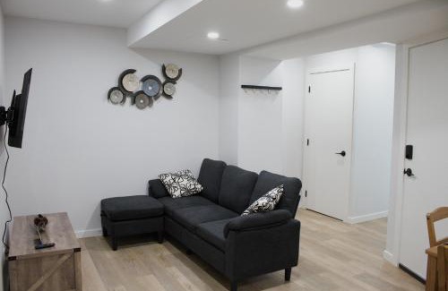 Keith Apartamento | Modern 2 Beds 1 Bath Private Suite, Close to mountains