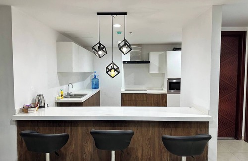 Lahore Apartamento | Modern 2-bhk Apartment With Balcony at Goldcrest DHA