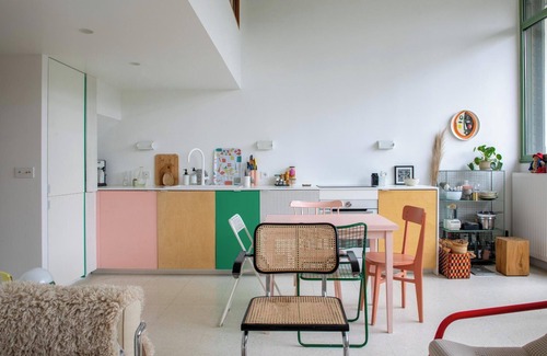 Combat Apartamento | Modern 2BD Apartment with Balcony, Buttes Chaumont