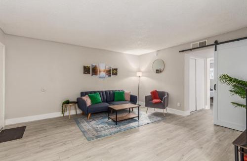 Tempe Apartamento | Modern 2bed Bedcentrallocatio1bathaptking Bed