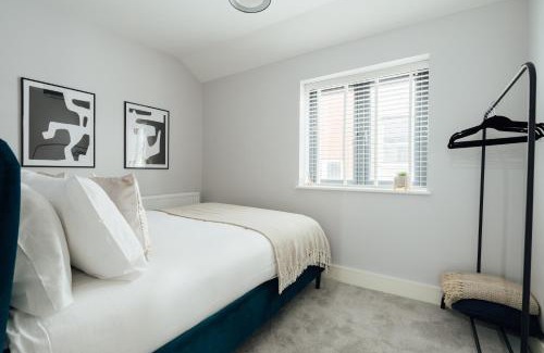 Dorking Apartamento | Modern 2Bed House - Walk to Station & High Street, Near Surrey Hills & Denbies Vineyard