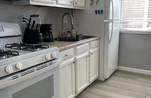 Lincoln Acres Apartamento | Modern 2BR 15 Minutes to Beaches, Sea World, Zoo