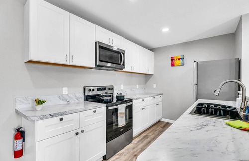 West Arlington Apartamento | Modern 2BR Apartment Near Texas Live Entertainment