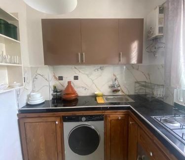 Cite Adrar Apartamento | Modern 2BR Apt RDC Fast Wi-Fi