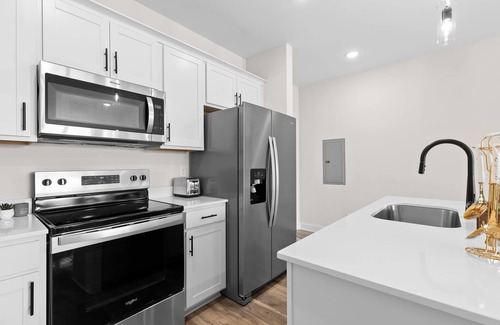 Chattanooga Apartamento | Modern 2BR at The Poplin - Southside Chattanooga