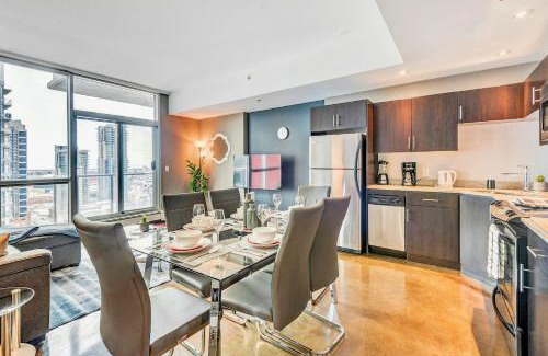 Beltline Casa | Modern 2BR Condo - King Bed - Downtown City Views