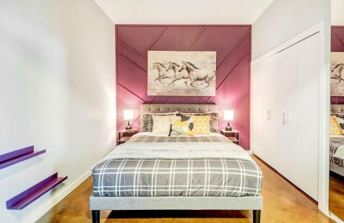 Beltline Casa | Modern 2BR Condo - King Bed - Downtown City Views