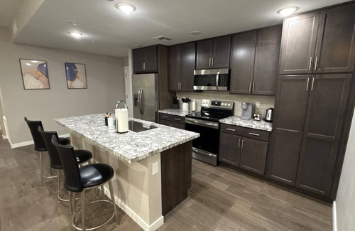 Las Casitas del Sur Condominio | Modern 2BR Condo with Pool, Wi-Fi & Parking near Downtown Chandler