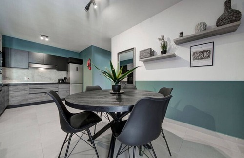 Pieta Apartamento | Modern 2BR home with Balcony & Sofa bed in Pieta