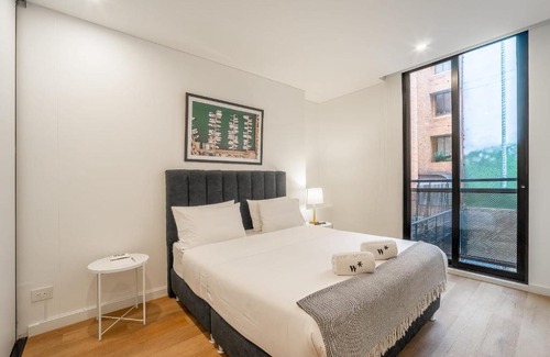Antiguo Country Apartamento | Modern 2BR in Parque Virrey