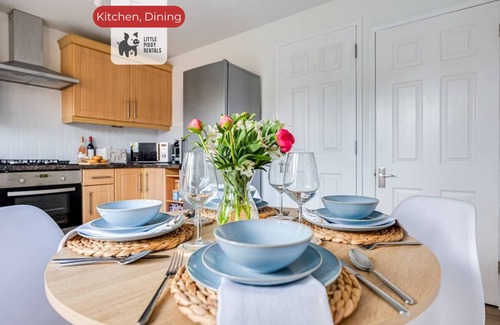 Marston Moretaine Apartamento | Modern 2BR w/Parking EV Charger