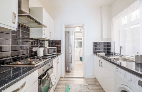 Ridgeway Casa | Modern 3 bed perfect for contractors and families