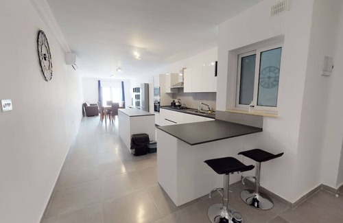 Pieta Apartamento | Modern 3-bedroom apartment Pieta