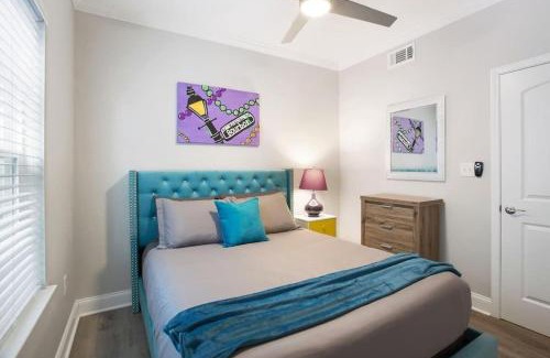 Mid-City Casa | Modern 3 Bedroom in Mid City