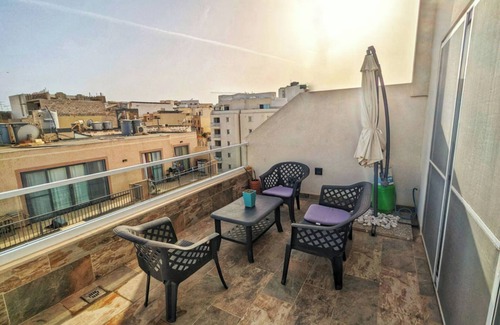 Msida Apartamento | Modern 3 Bedroom Penthouse With Rooftop Views