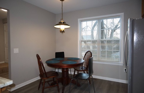 Fairland Casa | 3 bed/ 2.5 bath in a Beautiful Townhouse