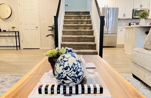 Surprise Casa | Modern 3 Br, 2.5ba desert villa