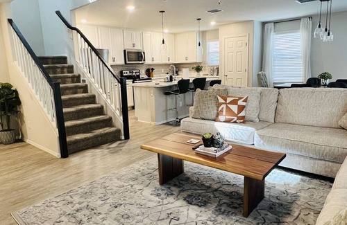 Surprise Casa | Modern 3 Br, 2.5ba desert villa