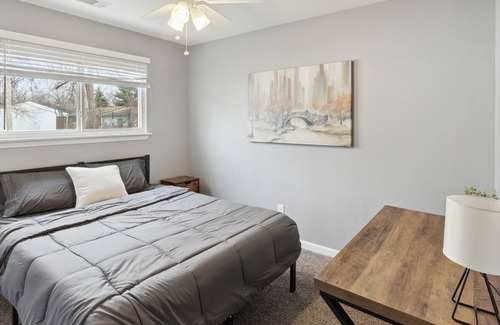 Allen Park Casa | Modern 3 BR Home Near Airport