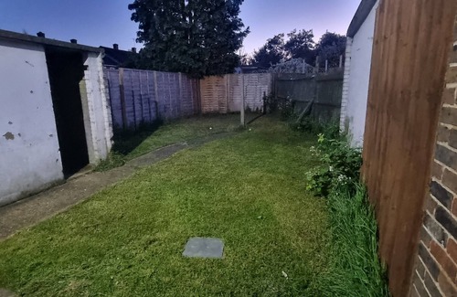 Slough Casa | Modern 3Bed House in Slough