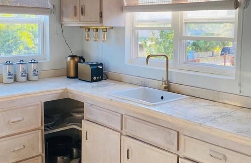 Swetes Casa | Modern 3bed House in the Heart of Swetes Village