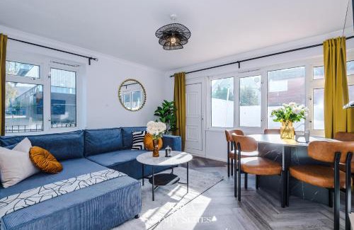 Liverpool Casa | Modern 3BED - Liverpool Centre - Parking - Sleep 5