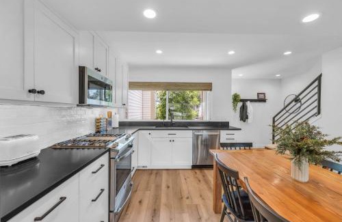 Park Meadows Casa | Modern 3BR in Serene Area Near Ski Slopes and Town