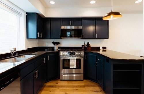 Old Ballard Casa | Modern 3BR in the Heart of Ballard | Private Patio